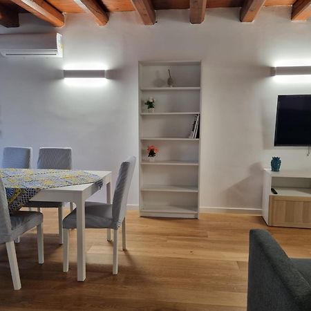 Casa Azzurra - Palazzo Del Buonpastore Palerme Extérieur photo