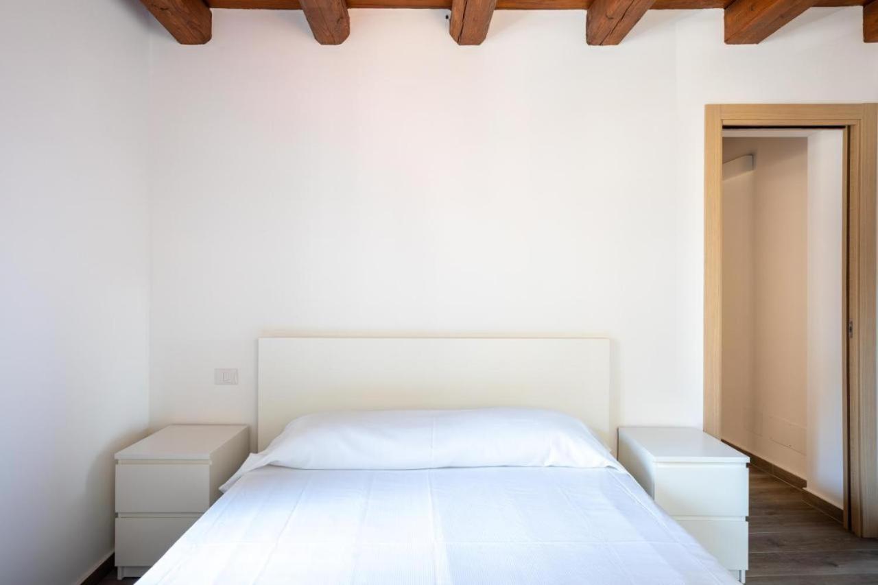 Casa Azzurra - Palazzo Del Buonpastore Palerme Extérieur photo