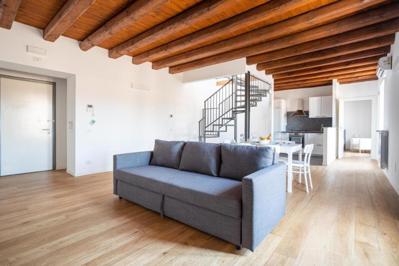 Casa Azzurra - Palazzo Del Buonpastore Palerme Extérieur photo