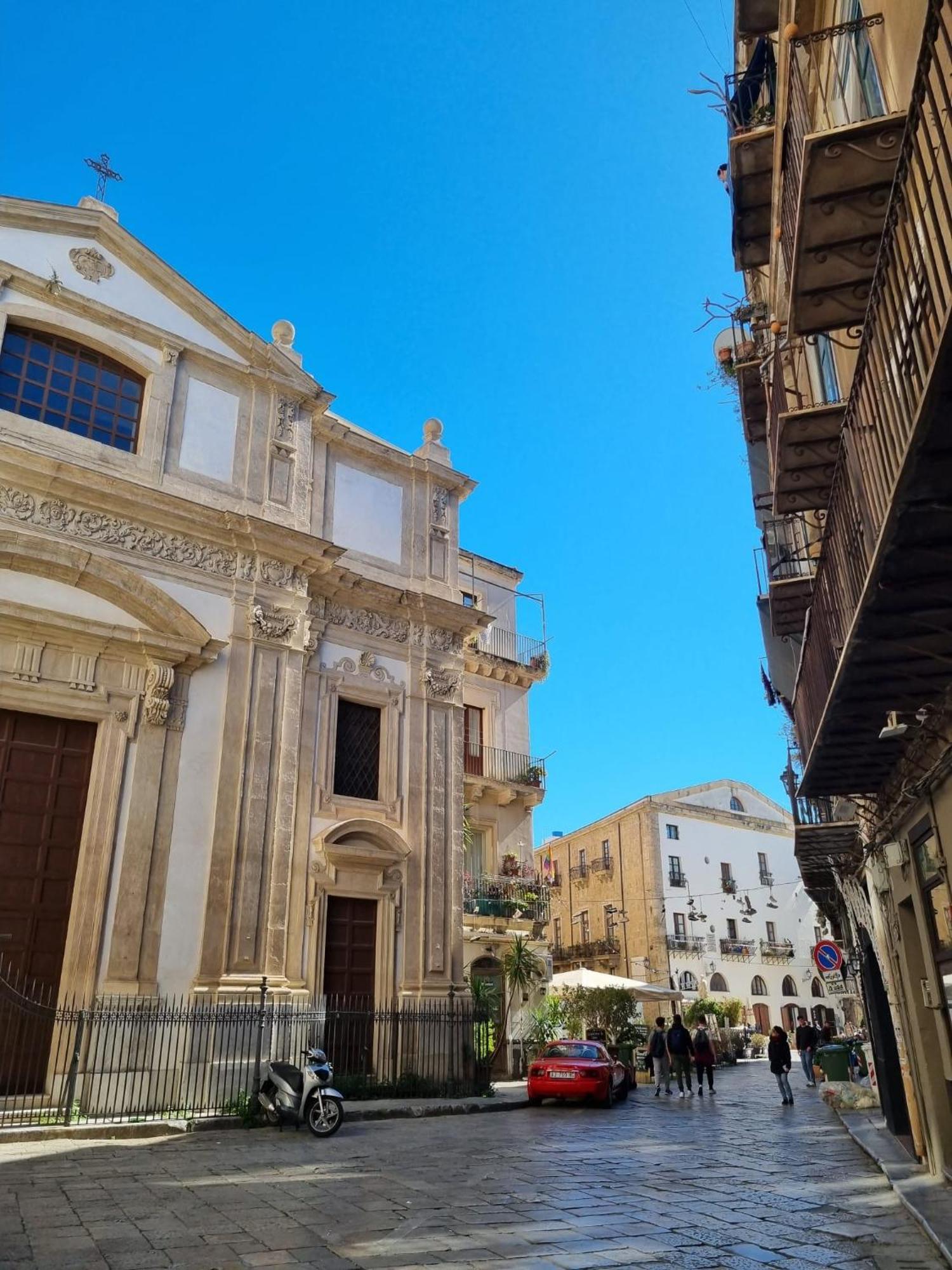Casa Azzurra - Palazzo Del Buonpastore Palerme Extérieur photo