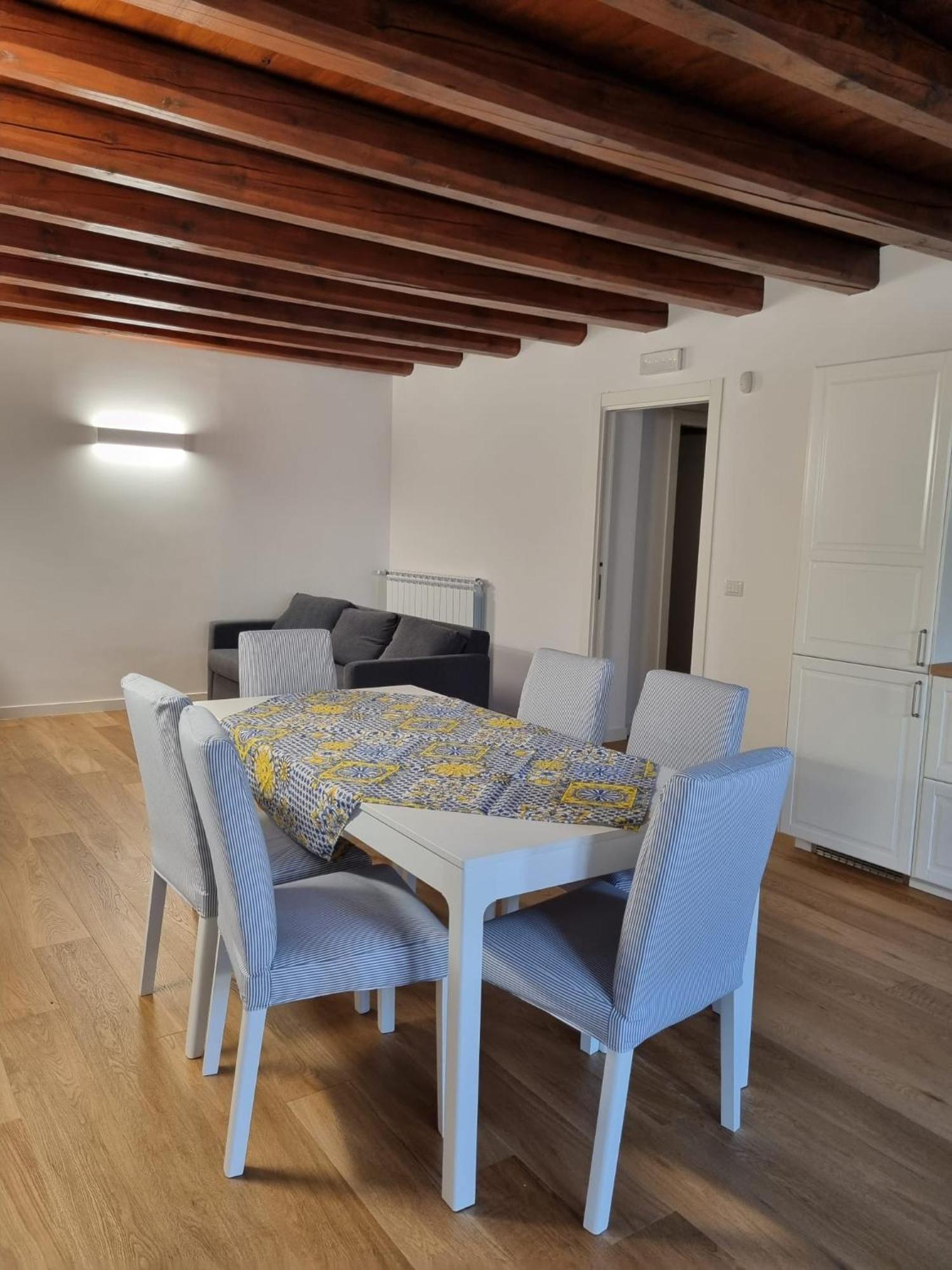Casa Azzurra - Palazzo Del Buonpastore Palerme Extérieur photo